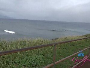 Blowjob on the beach and some fun on a trip to Hawaii (Alexia Anders) POV - PEE fun!